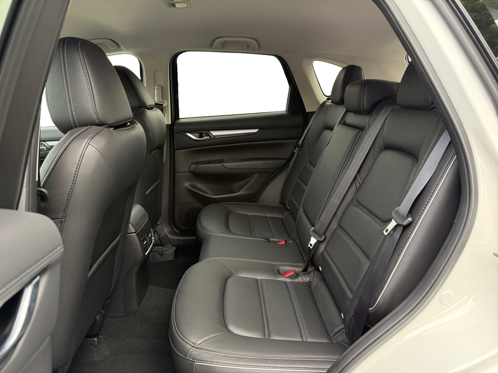 2025 Mazda CX-5 2.5 S Preferred photo 16