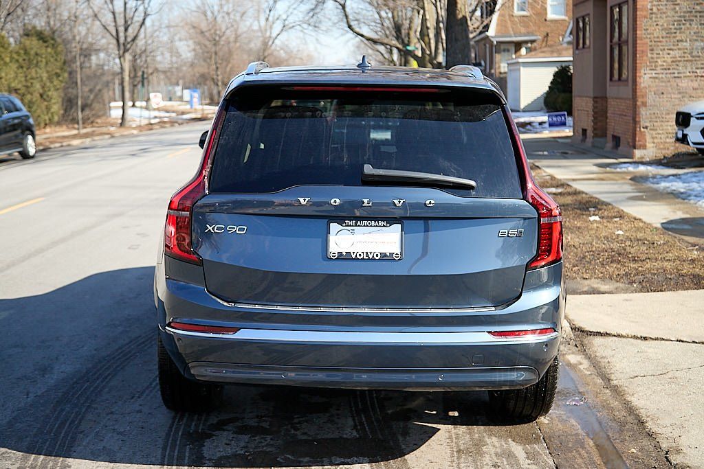 2026 VOLVO XC90 - Image 7