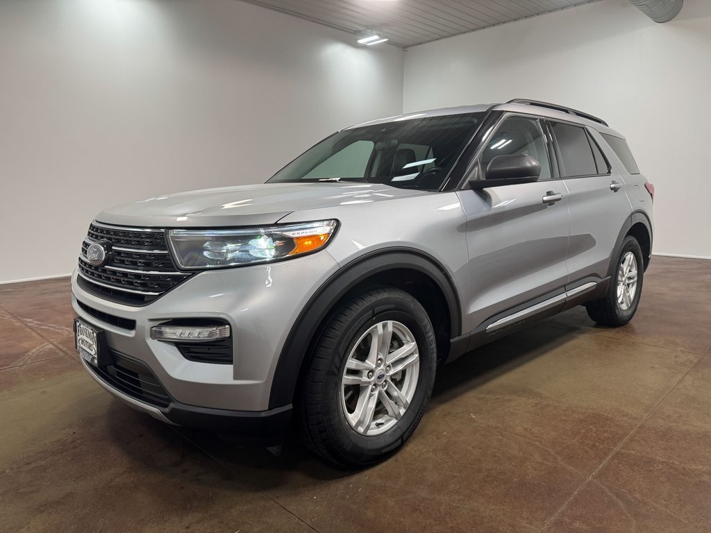 2023 Ford Explorer XLT photo 33