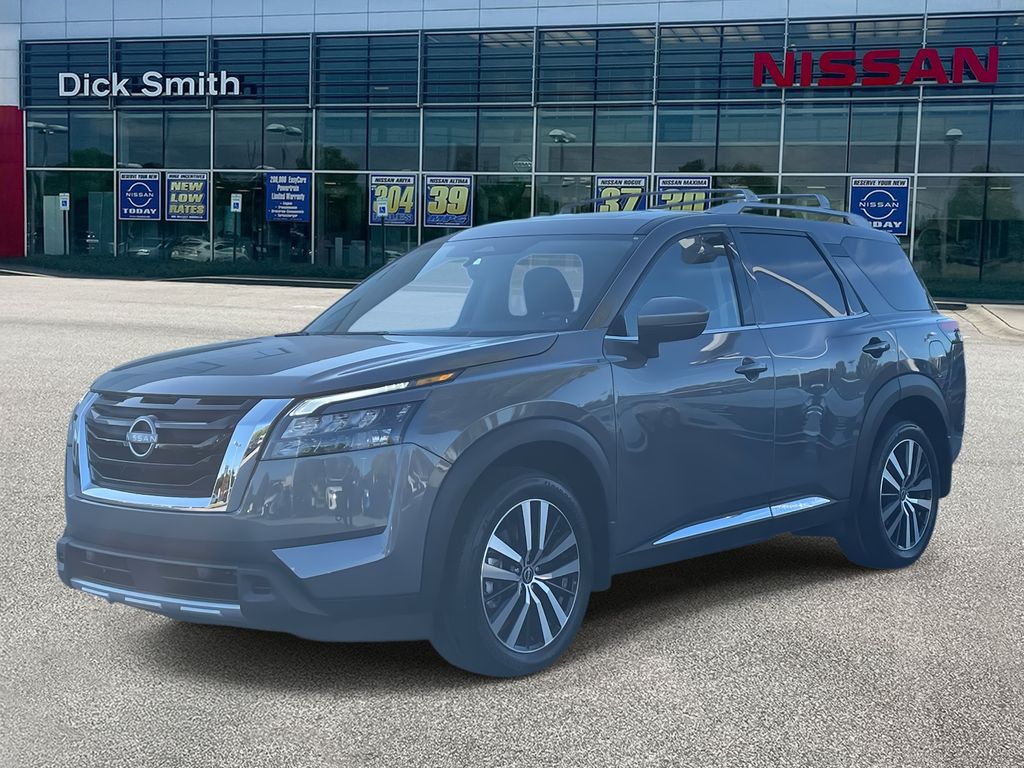2025 Nissan Pathfinder Platinum photo 3