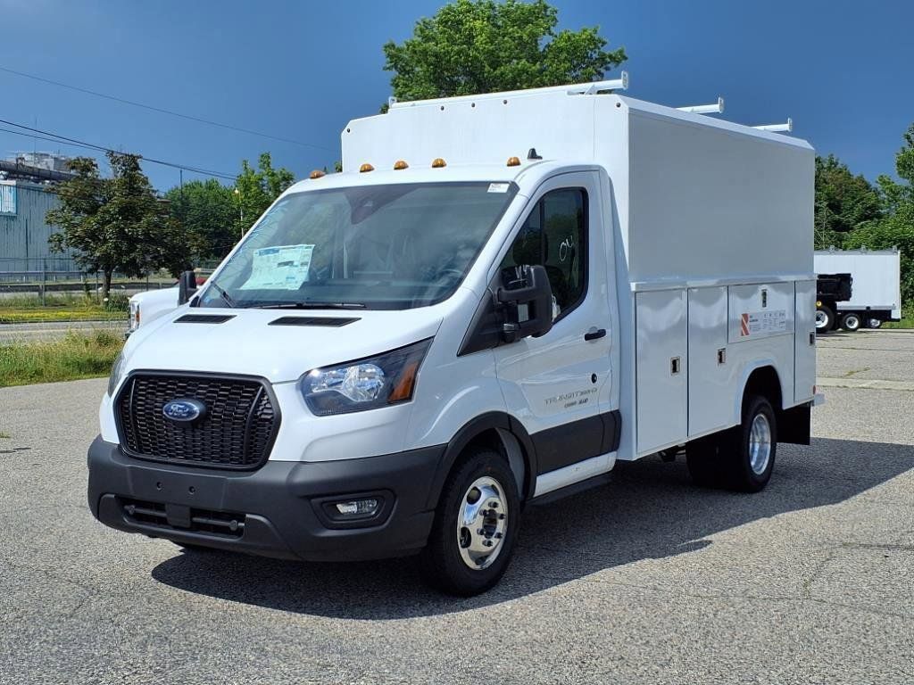 2025 Ford Transit photo 23