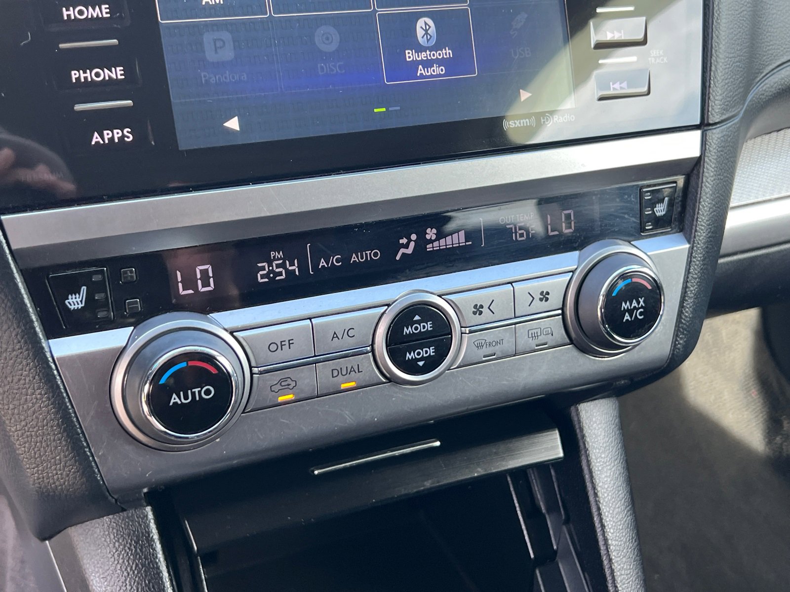 2017 Subaru Outback 2.5i Premium photo 29