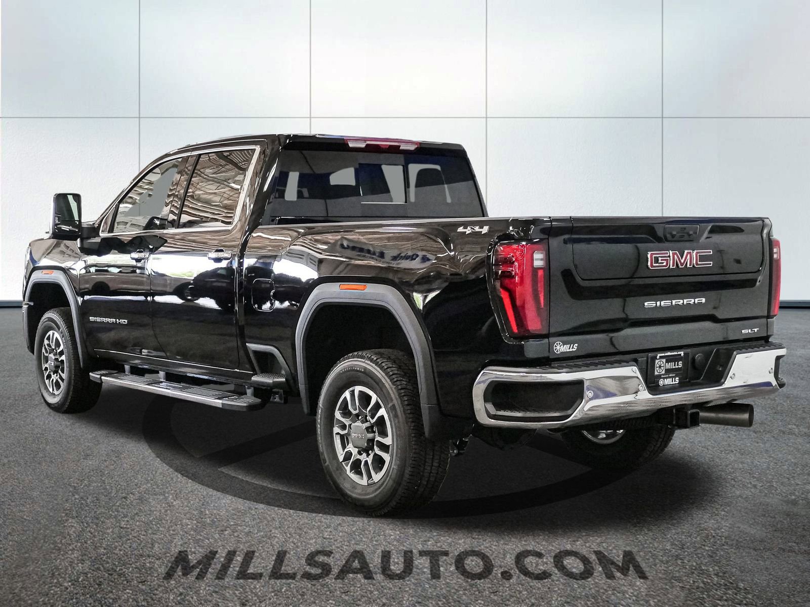 2025 Gmc Sierra 3500 HD SLT photo 4