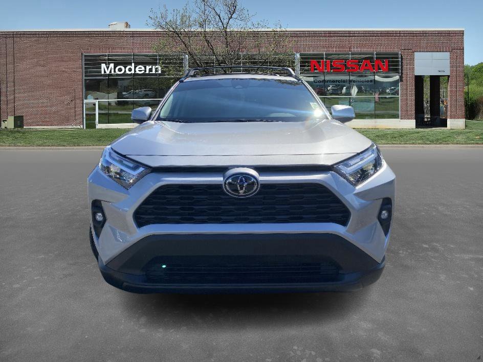 2025 Toyota RAV4 XLE Premium photo 6