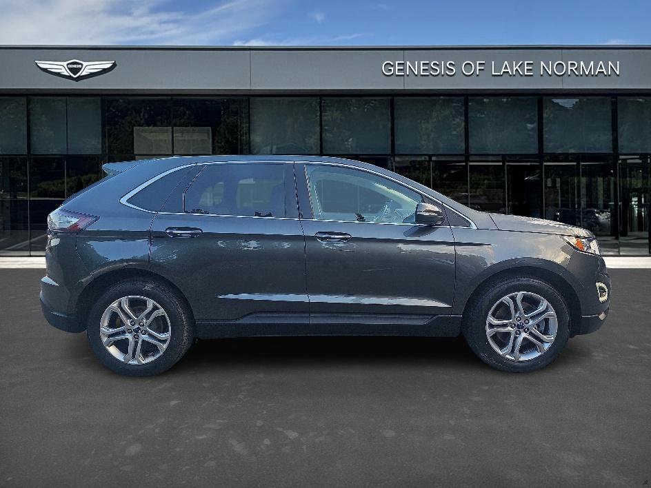 2017 Ford Edge Titanium photo 6