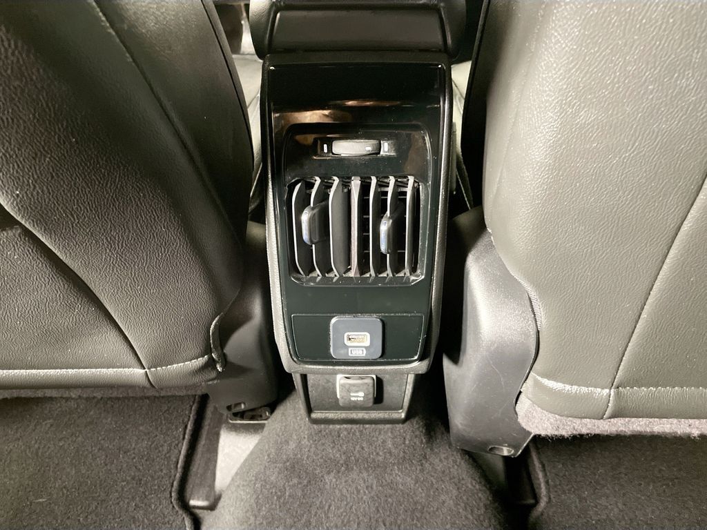 2024 Jeep Compass Latitude photo 19