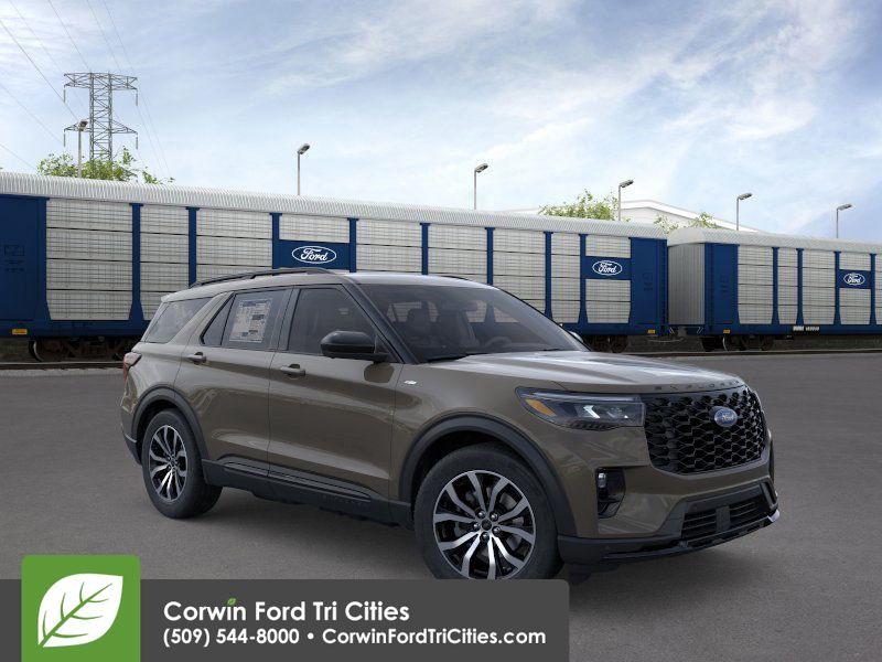 2026 Ford Explorer ST-LINE's photo