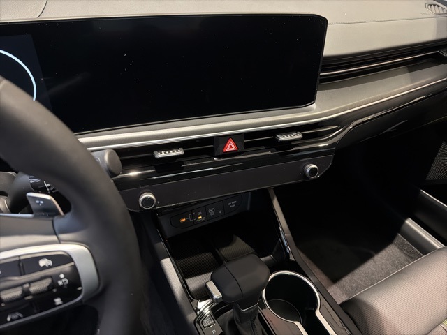 2026 Kia K5 GT photo 13