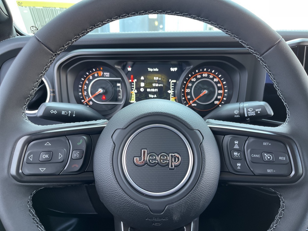 2025 Jeep Gladiator Sport photo 42