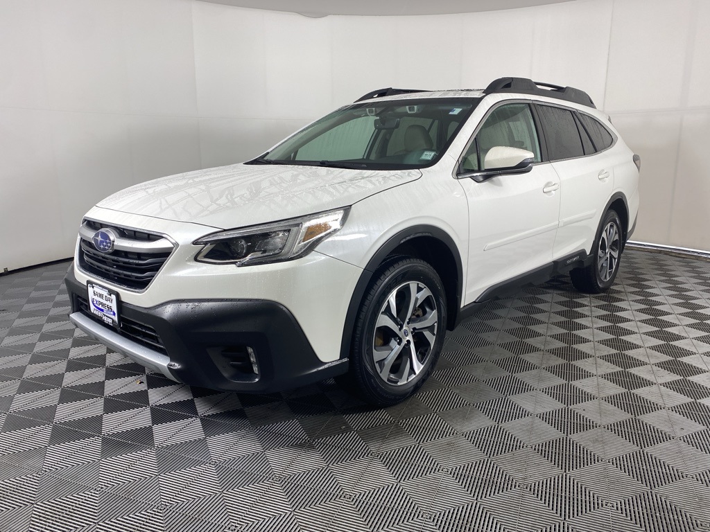 2022 Subaru Outback Limited photo 3