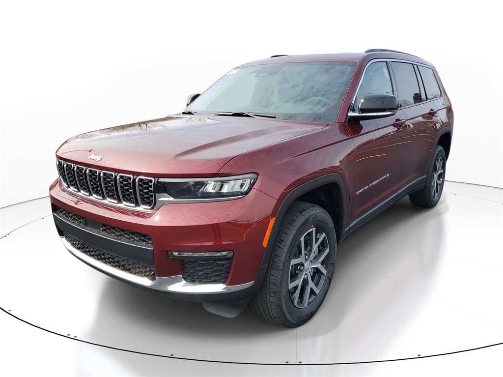 2025 Jeep Grand Cherokee Limited photo 2