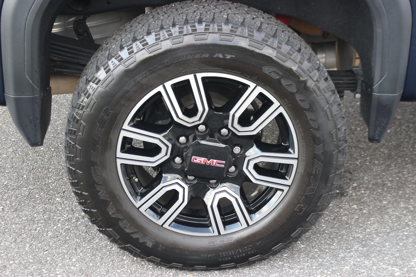 2022 Gmc Sierra 2500 HD AT4 photo 39