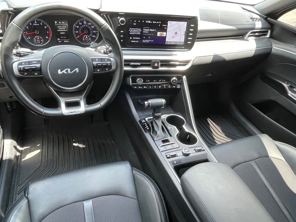 2024 Kia K5 GT-Line photo 14