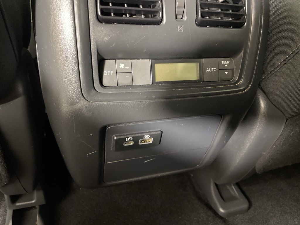 2020 Nissan Pathfinder S photo 31