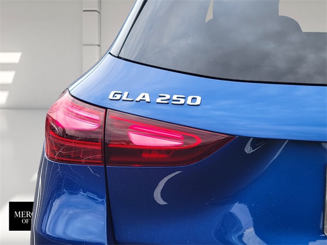 2025 Mercedes Benz GLA 250 4MATIC photo 5
