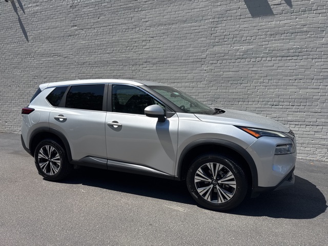 2023 Nissan Rogue SV photo 2