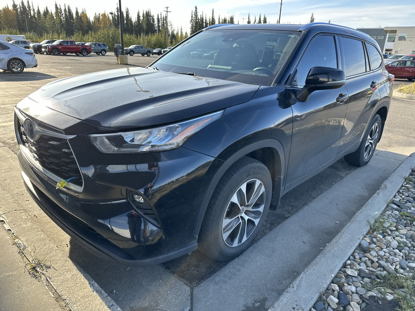 PreOwned 2020 Toyota Highlander XLE Sport Utility in Fairbanks QU3183