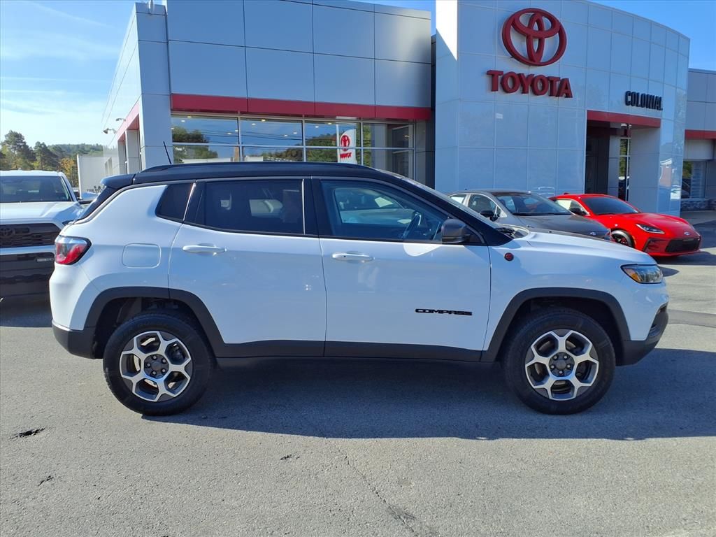 2022 Jeep Compass Trailhawk photo 3
