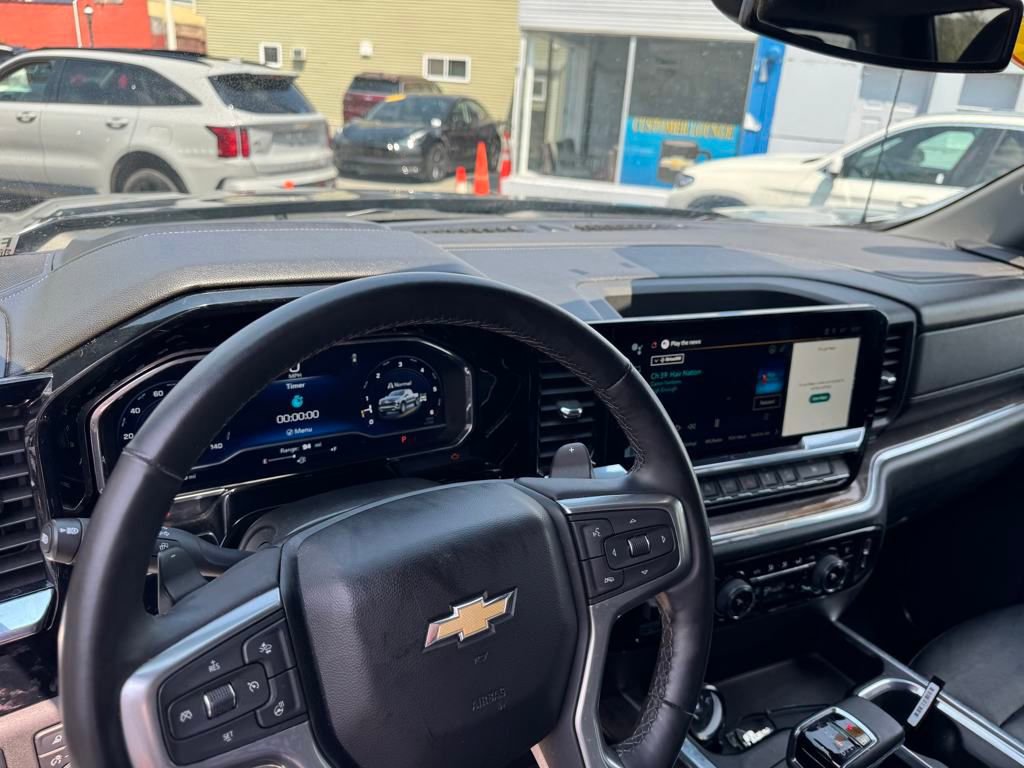 2023 Chevrolet Silverado 1500 LTZ photo 22