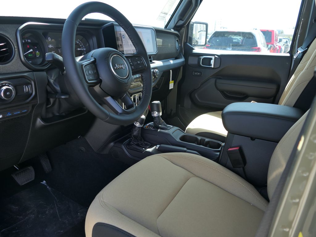 2025 Jeep Wrangler Willys 4xe photo 10