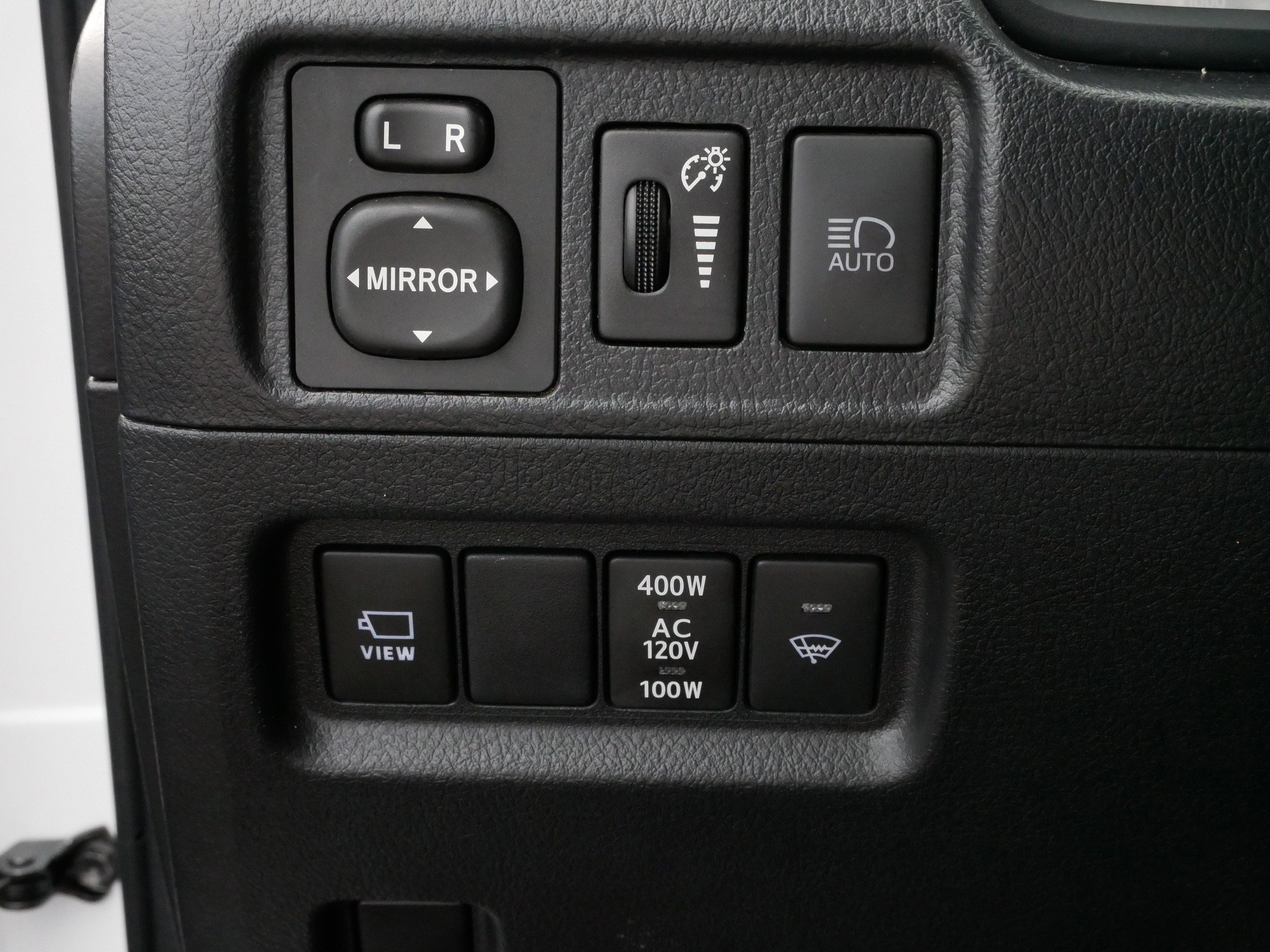 2024 Toyota 4Runner SR5 Premium photo 28