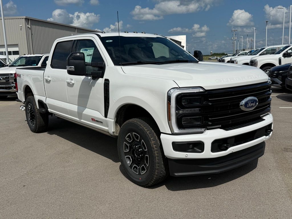 2025 Ford F-250 Platinum photo 2