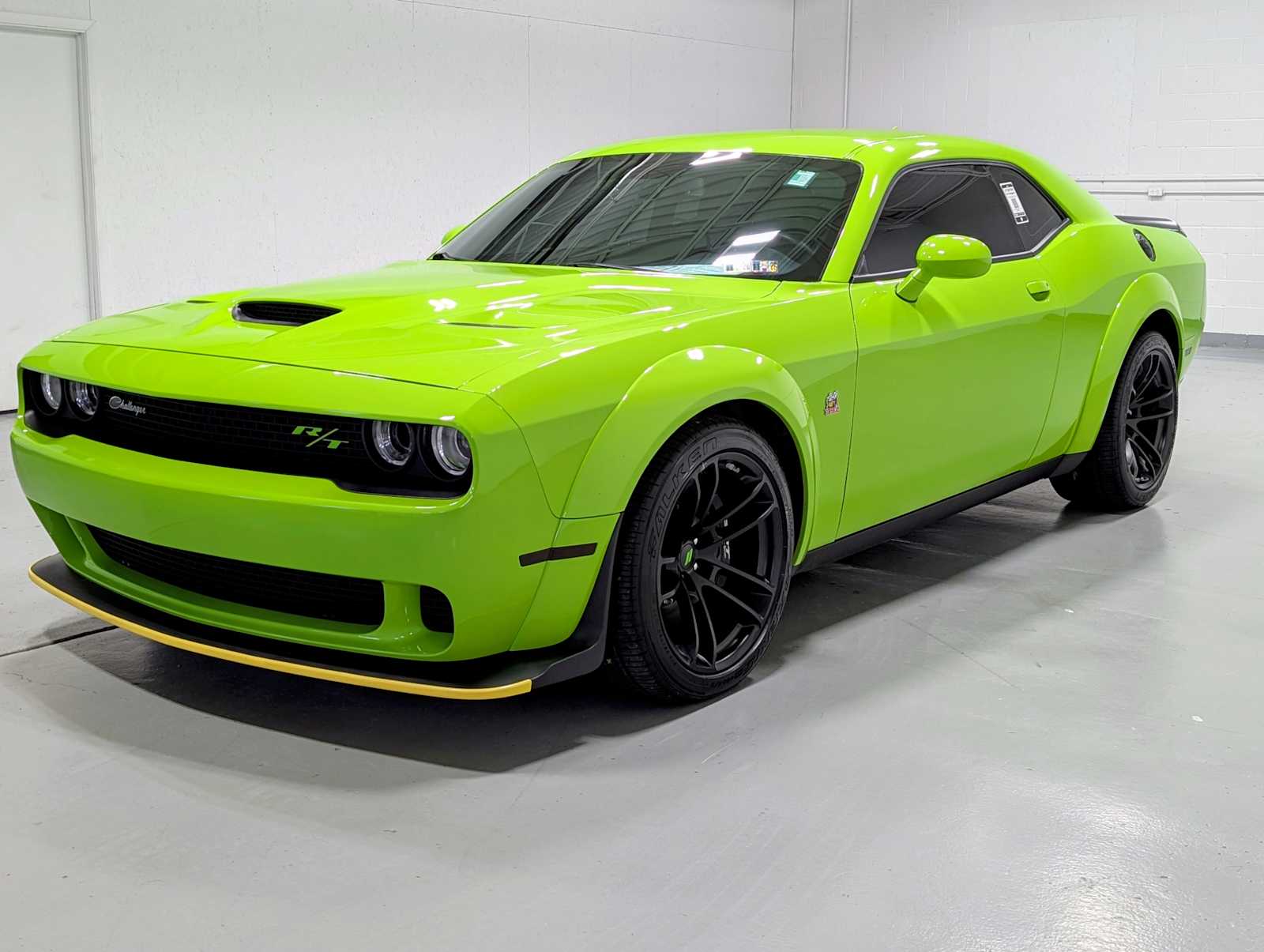 2023 Dodge Challenger R/T's photo