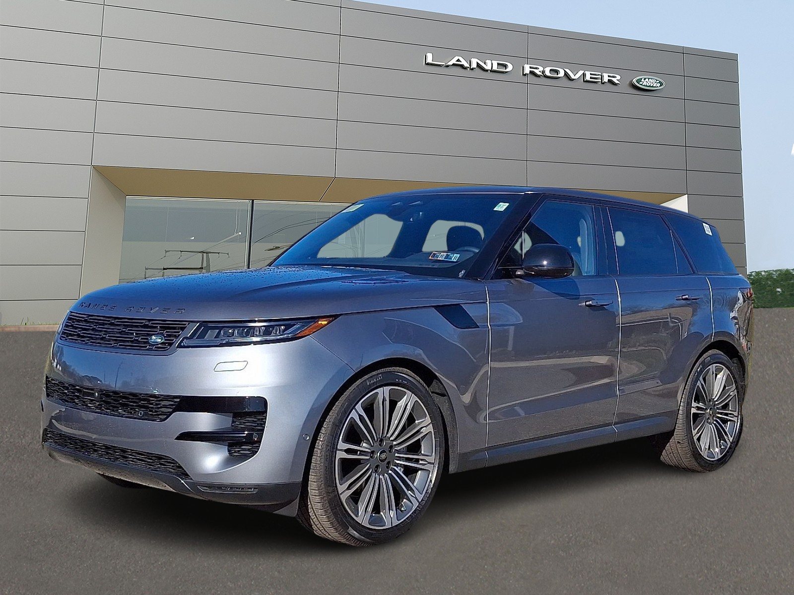 2025 Land Rover Range Rover Sport SE's photo