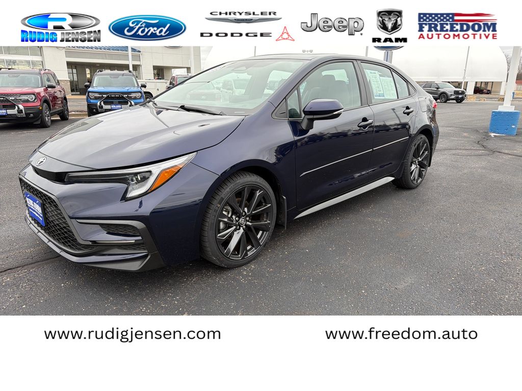 2023 Toyota Corolla SE
