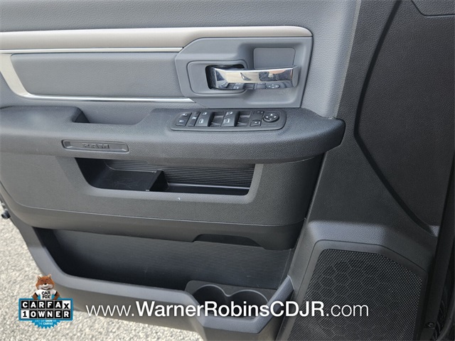 2024 Ram 1500 Classic SLT photo 27