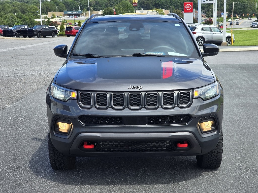 2024 Jeep Compass Trailhawk photo 18