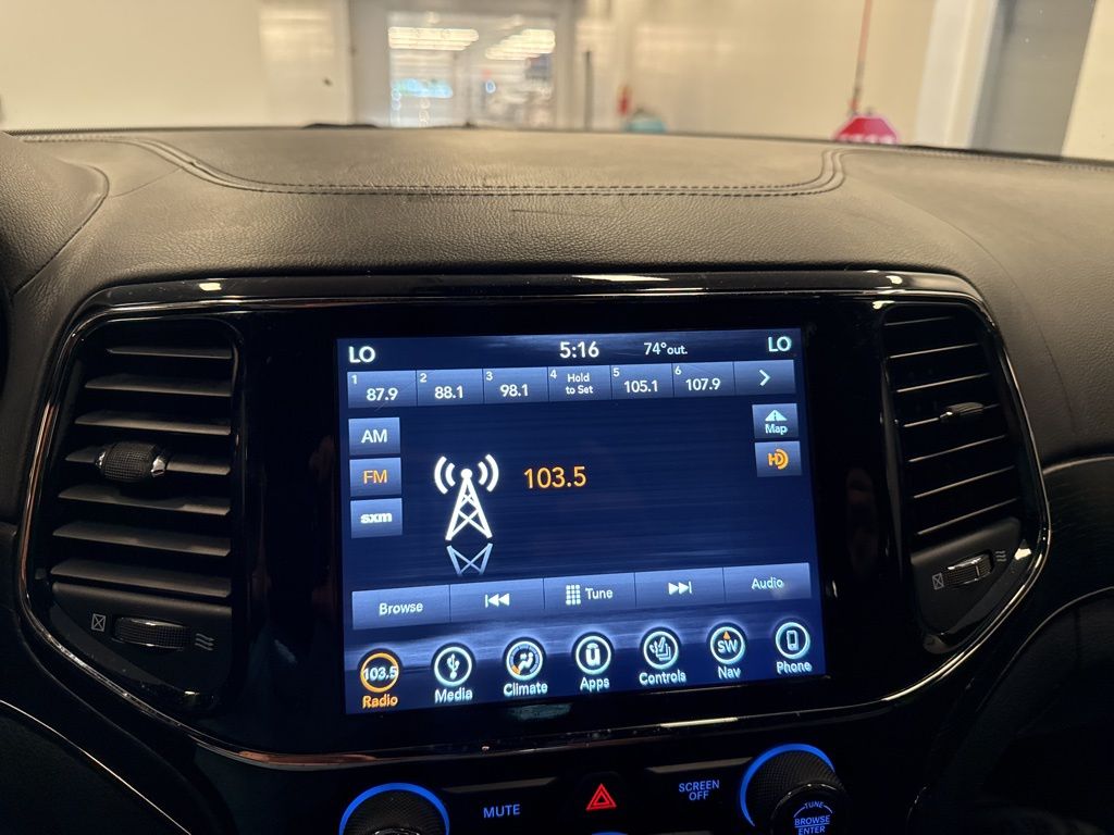 2019 Jeep Grand Cherokee High Altitude photo 18