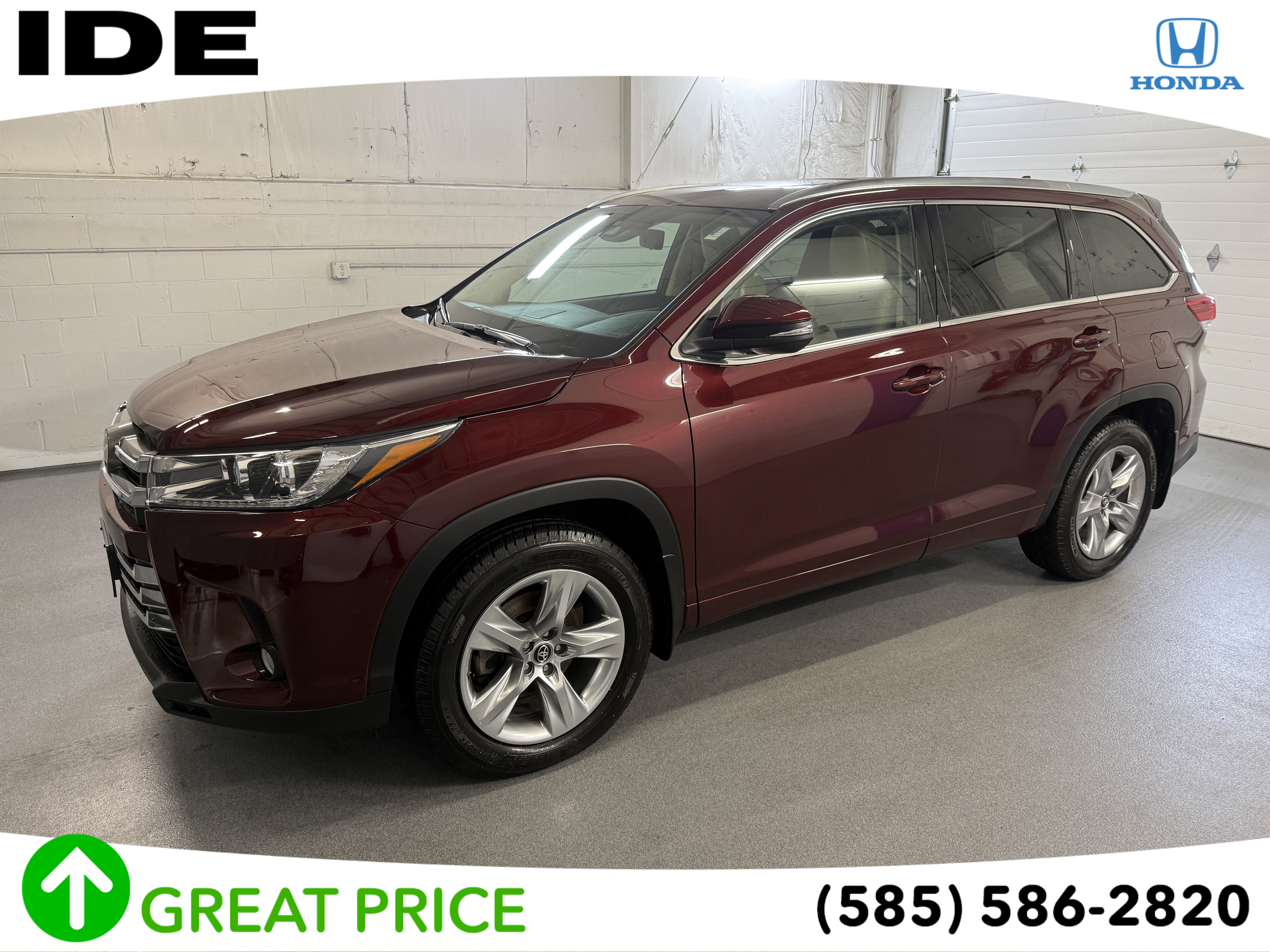 2017 Toyota Highlander Limited's photo