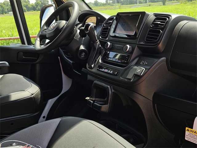 2025 Ram ProMaster 2500 photo 7
