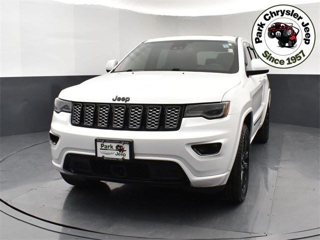 2022 Jeep Cherokee Laredo X photo 2