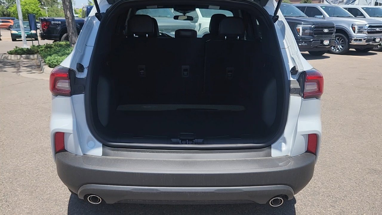 2025 Ford Escape ST-Line photo 21