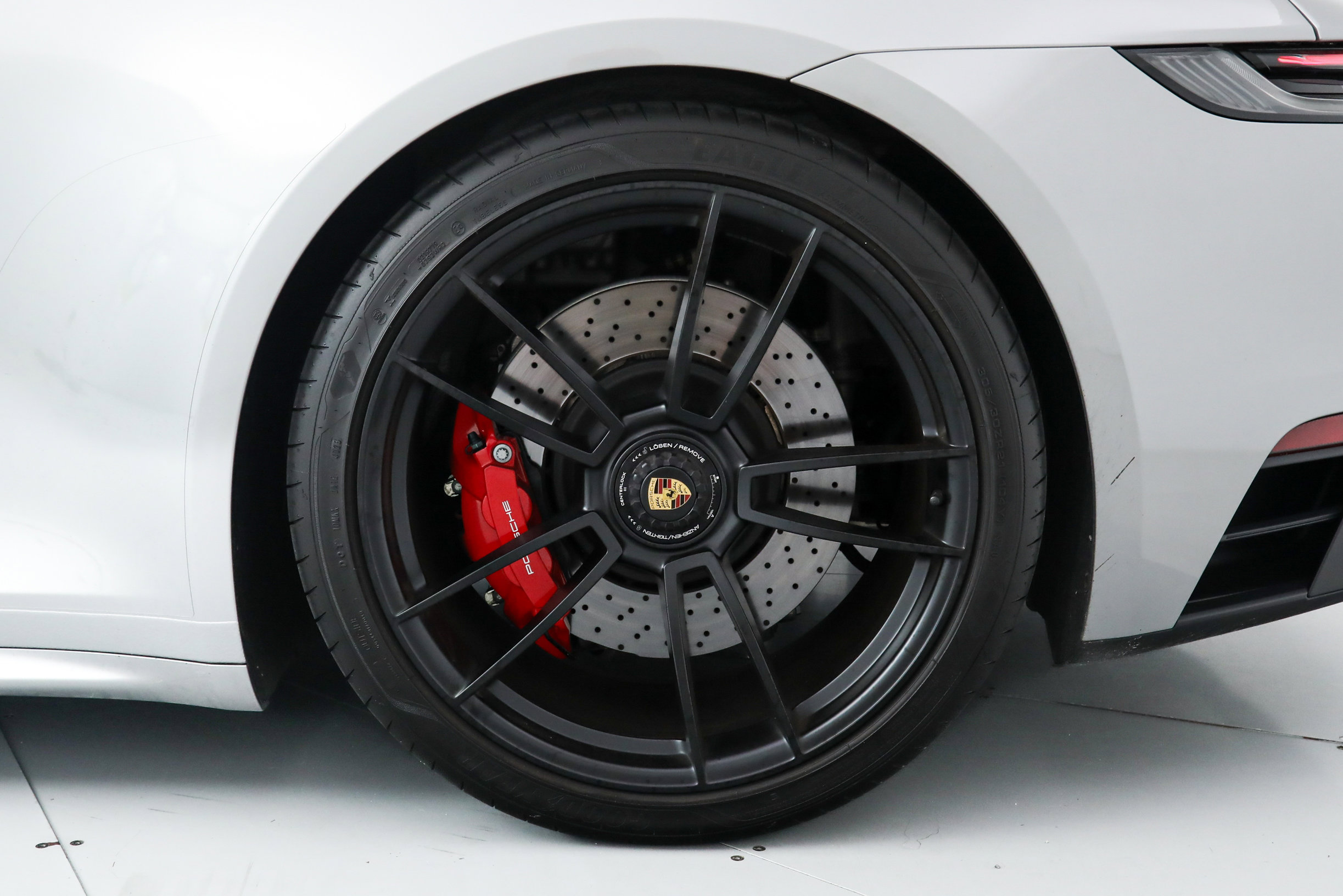2024 Porsche 911 4 GTS Cabriolet photo 39