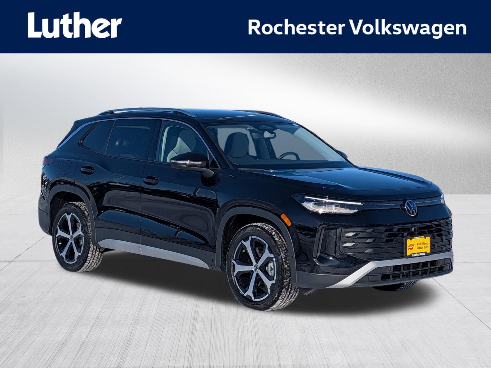 2026 Volkswagen Tiguan SE's photo