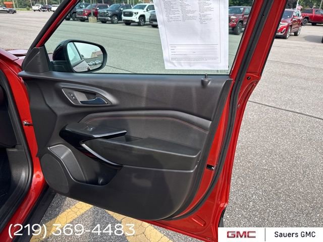 2024 Chevrolet Trax photo 30