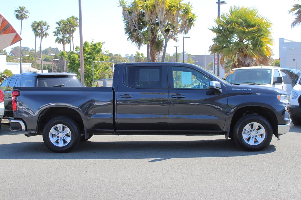 2024 Chevrolet Silverado 1500 LT photo 5