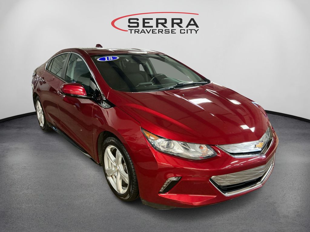 2018 Chevrolet Volt LT photo 3