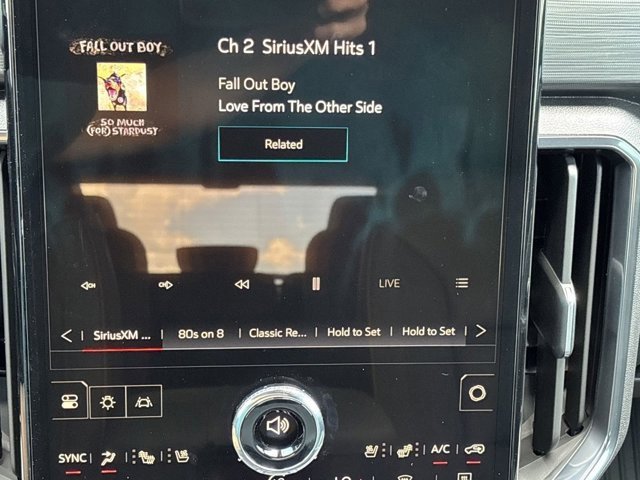 2026 Gmc Acadia AT4 photo 6