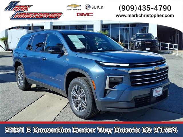 2025 Chevrolet Traverse LT's photo