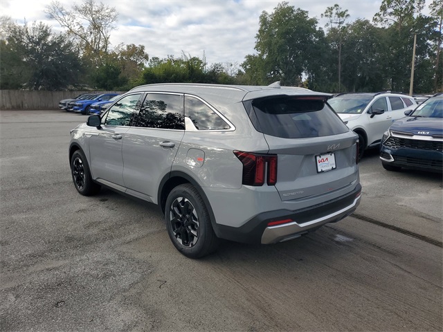 2026 Kia Sorento S photo 4
