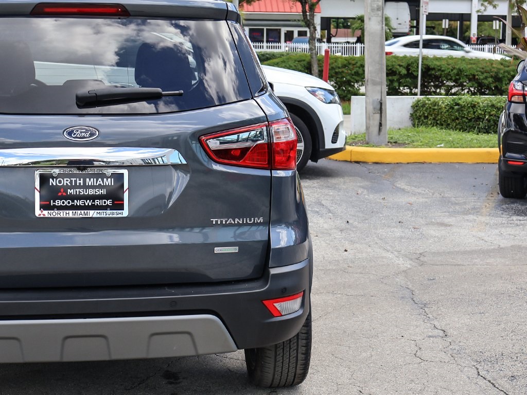 2021 Ford EcoSport Titanium photo 9