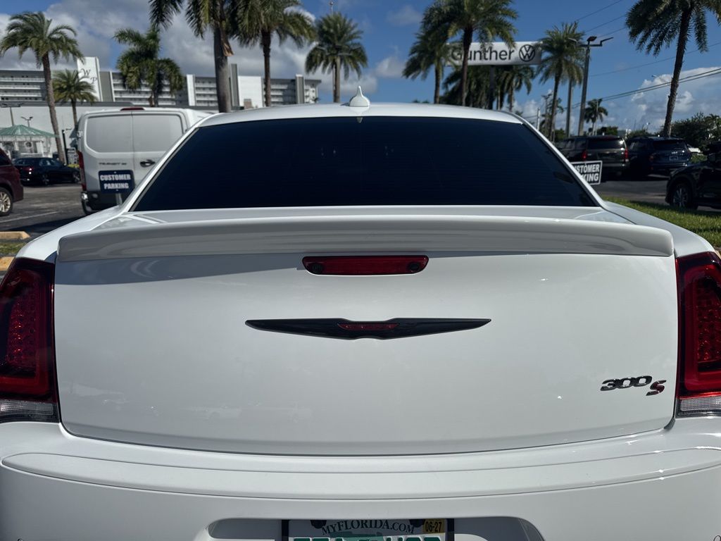 2021 Chrysler 300 S photo 4