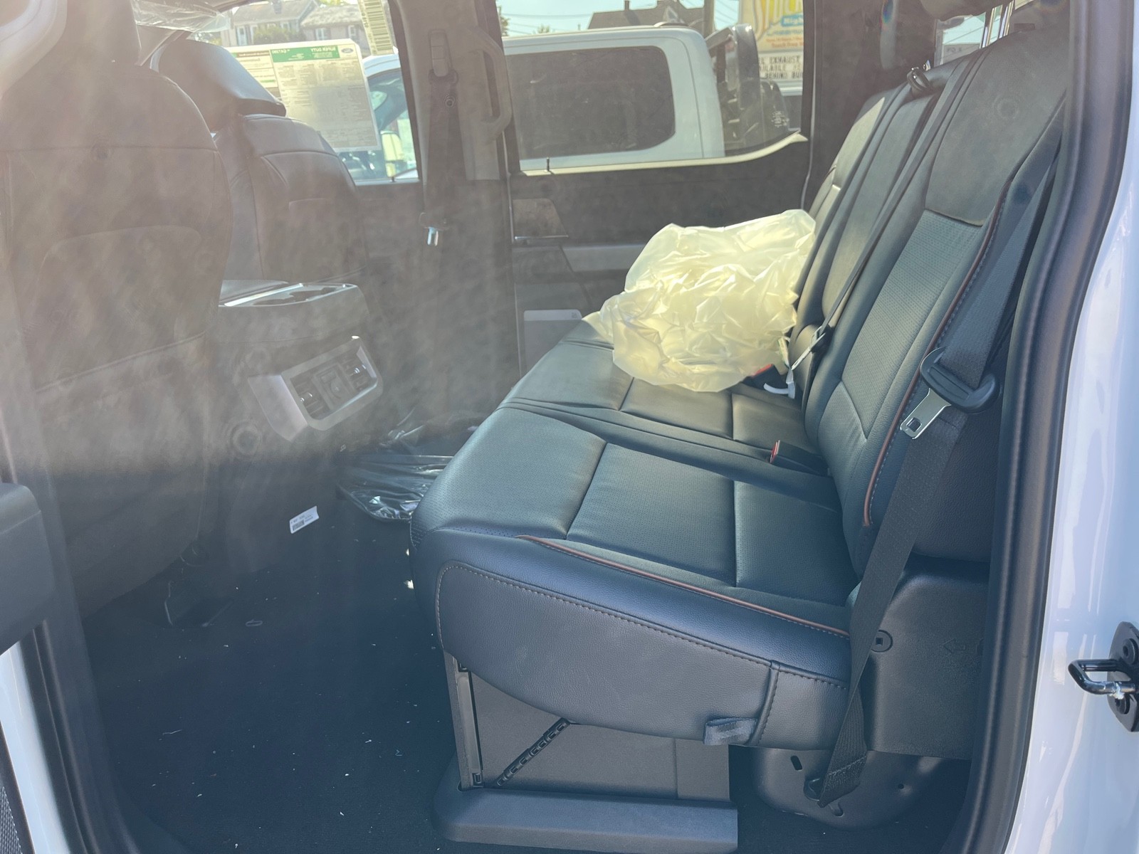2026 Ford F-250 Lariat photo 8