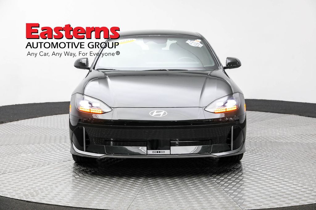 2023 Hyundai Ioniq 6 SEL photo 2