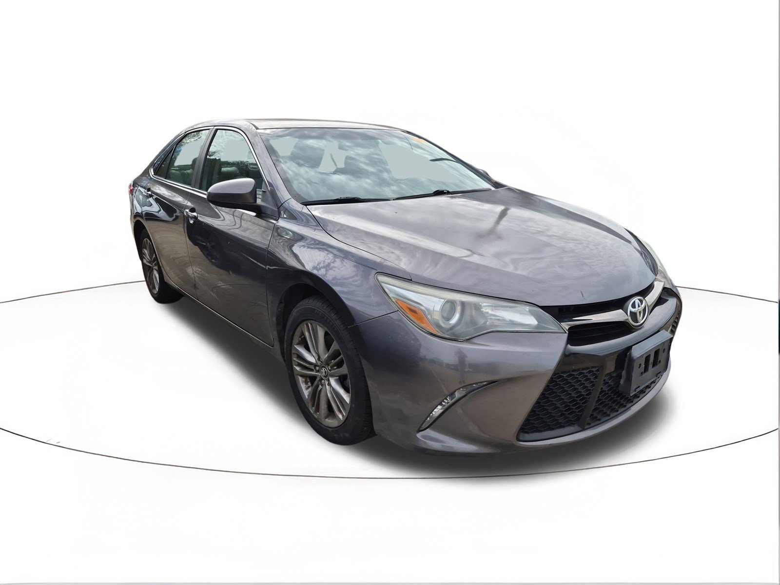 2016 Toyota Camry LE's photo