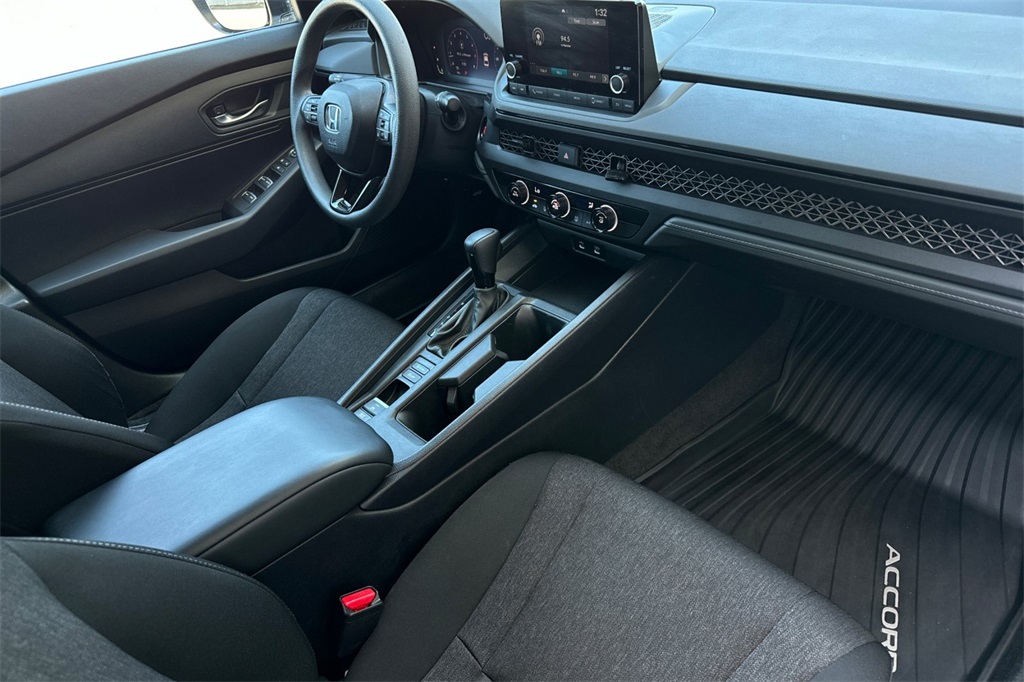 2024 Honda Accord LX photo 15